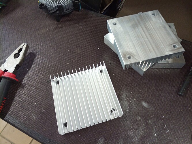 3024=696-18650_DIY_Powerwall_Akku_Metallkiste_10.jpg