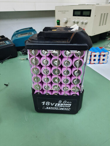 7073=1773-akku0.jpg