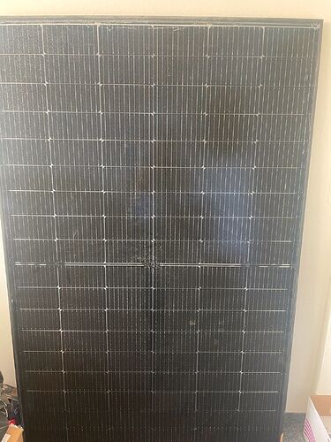 49794=8296-Solarpanel-Hagelschaden.jpg