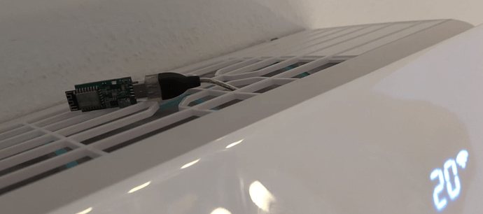 ESPhome-Stick an der Midea