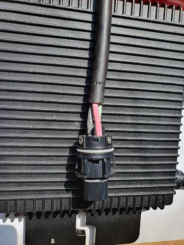 AC-Betteri_Stecker.jpg