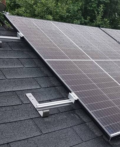 Balkonkraftwerk-Flachdach - kleiner.jpg