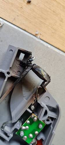 28_SH_Klapphalter_offen.jpg